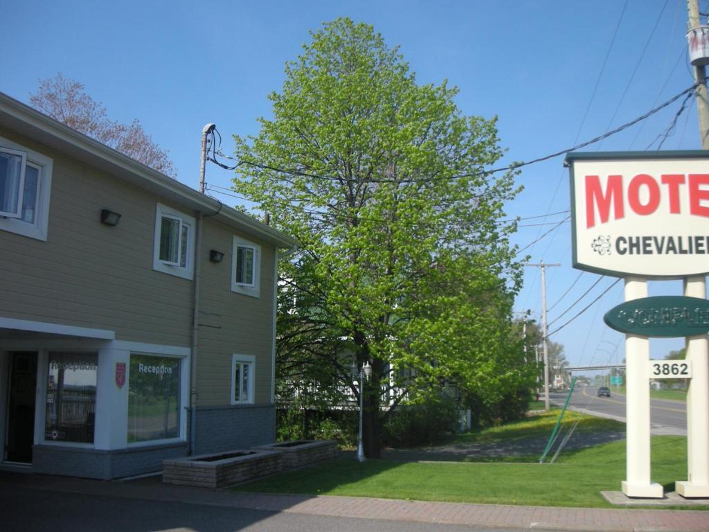 Chevalier Motel 2*